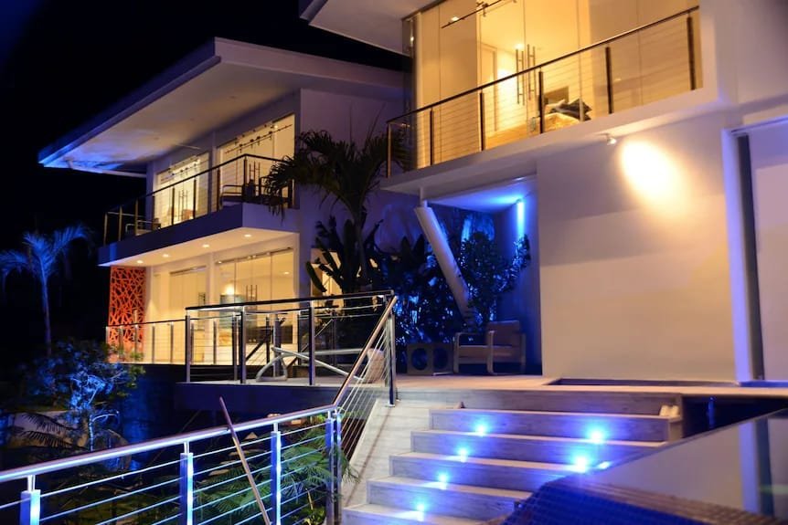 Villa Space