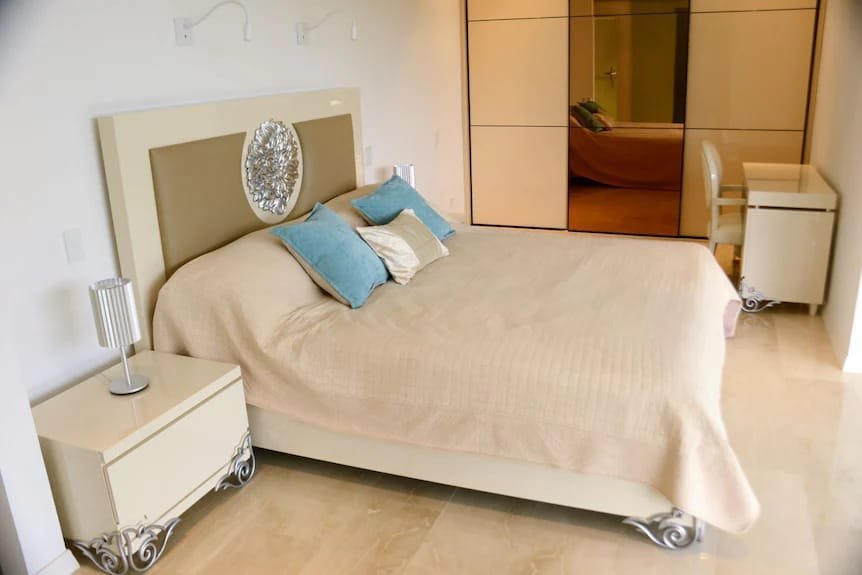 Villa Space