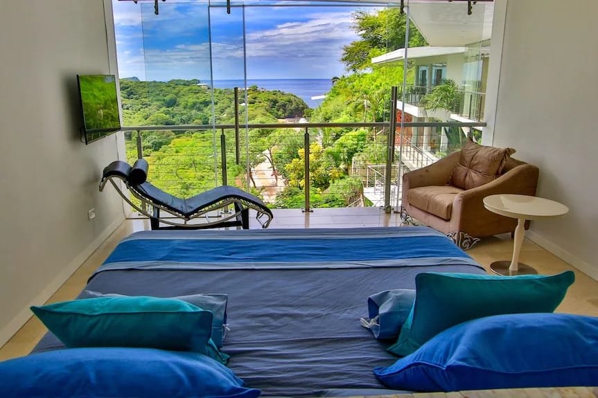 Villa Space
