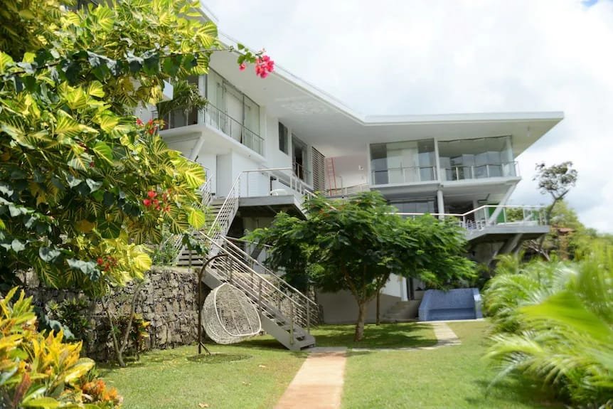 Villa Space