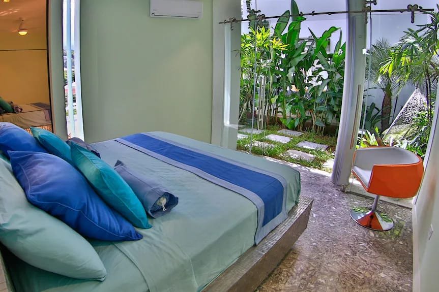 Villa Space