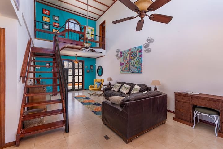 Villa Space