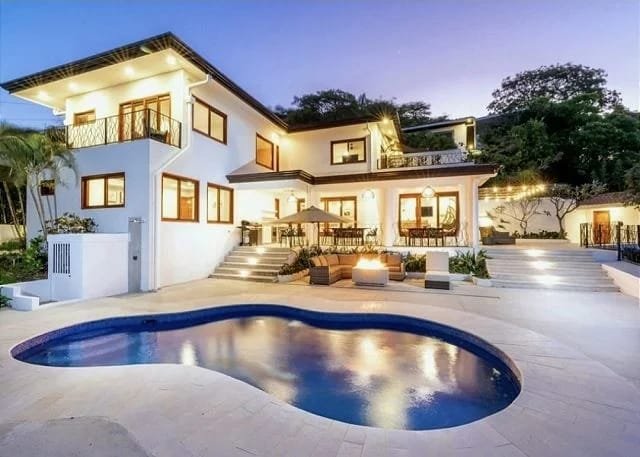 Villa Space