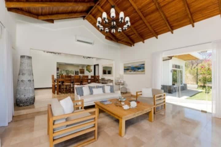Villa Space
