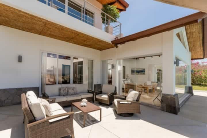 Villa Space