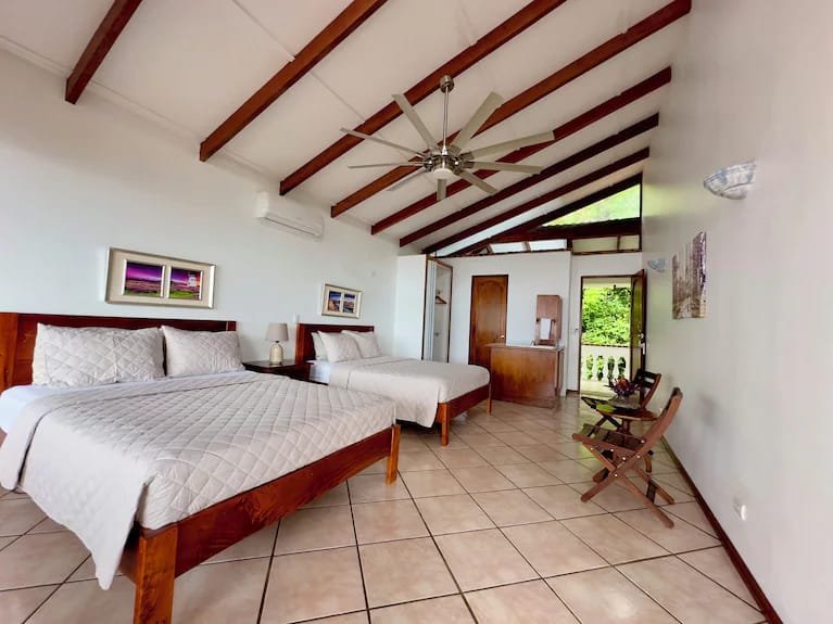Villa Space