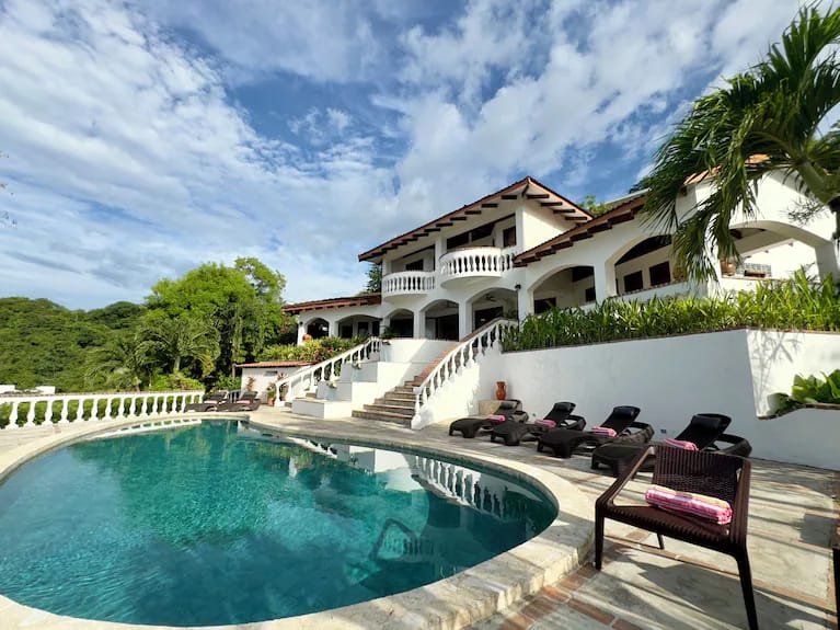 Villa Space